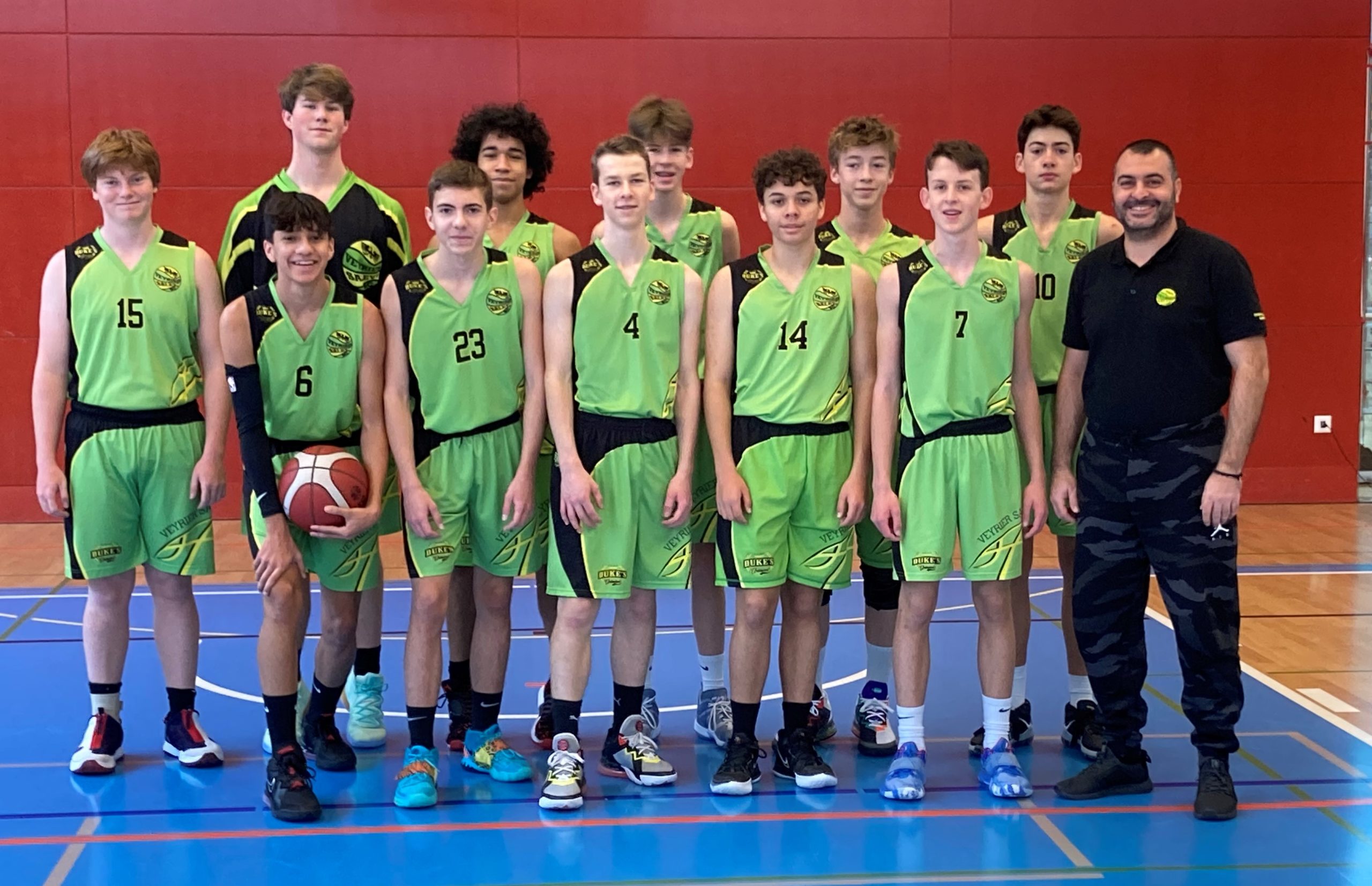 PE2021-2022-U16M1-001